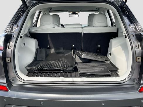 Certified 2022 Jeep Cherokee Latitude Lux image 24