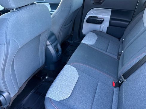 Used 2022 Ford Maverick XLT image 11