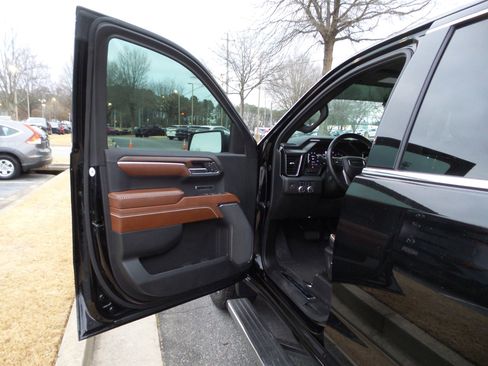 Used 2024 GMC Sierra 1500 Denali Ultimate image 27