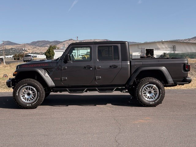 Used 2023 Jeep Gladiator Rubicon w/ Trailer Tow Package AWD/4WD image 3
