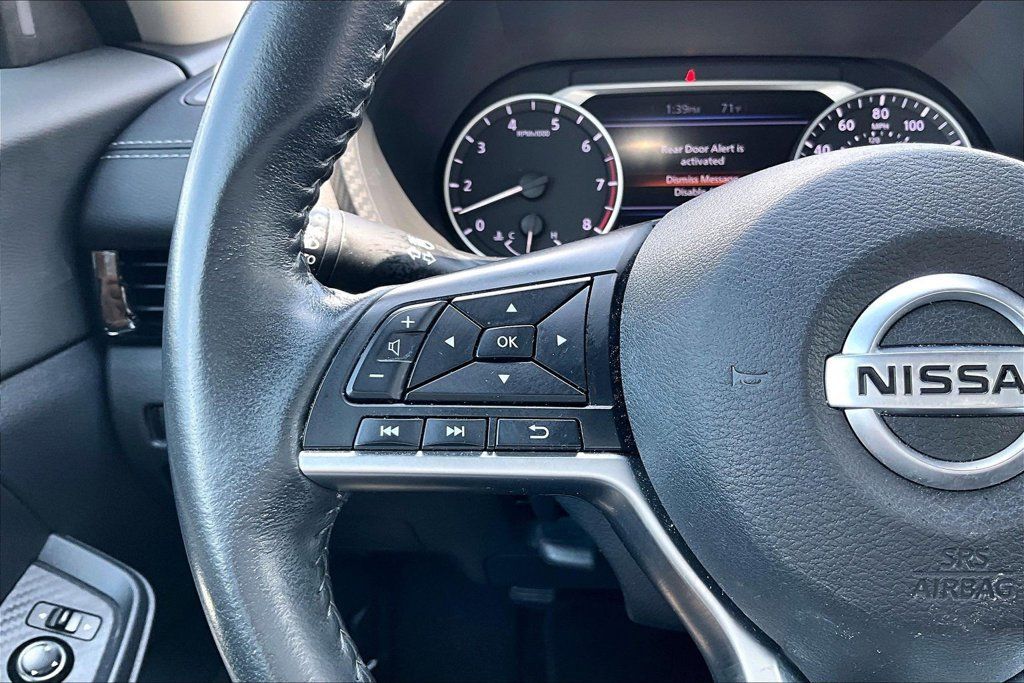 Used 2022 Nissan Sentra SV FWD image 18