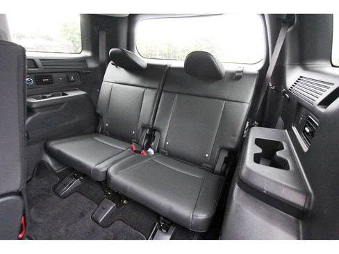 Certified 2024 Hyundai Santa Fe Limited AWD/4WD image 15