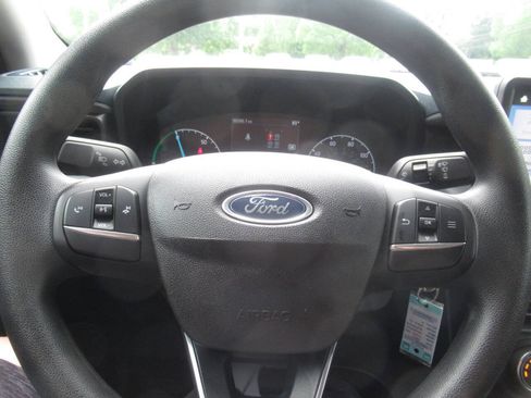 Used 2022 Ford Maverick XL FWD image 21