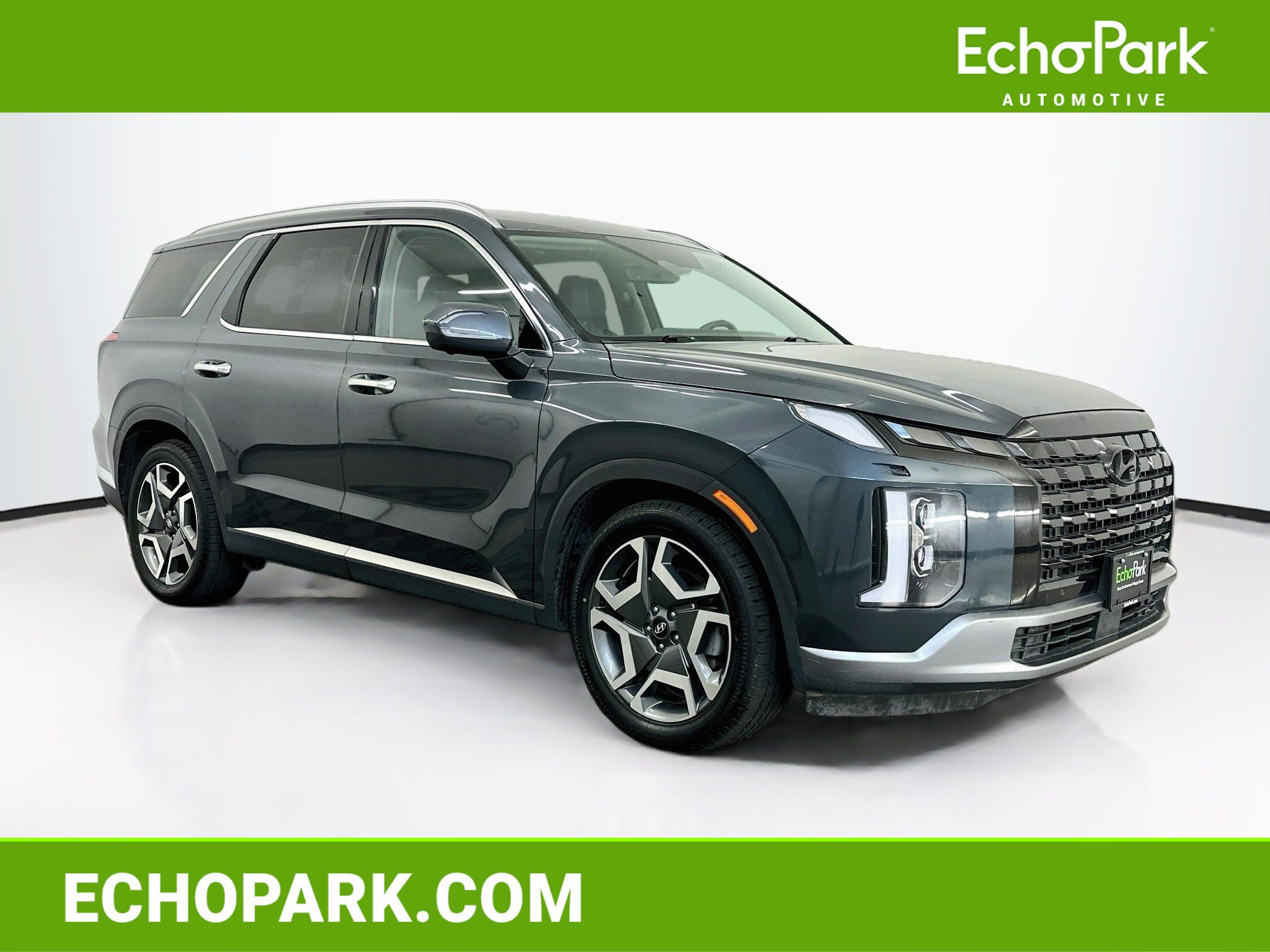 Used 2024 Hyundai Palisade Limited AWD/4WD image 1