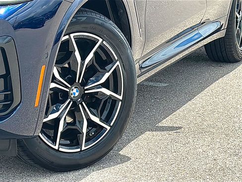 Certified 2024 BMW X3 sDrive30i w/ Premium Package RWD image 3