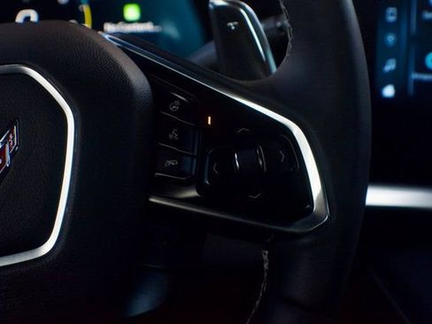 Used 2024 Chevrolet Corvette Stingray Preferred Cpe w/ Battery Protection Package image 27