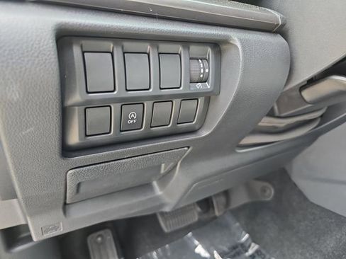 Used 2019 Subaru Forester Premium w/ All-Weather Package AWD/4WD image 28