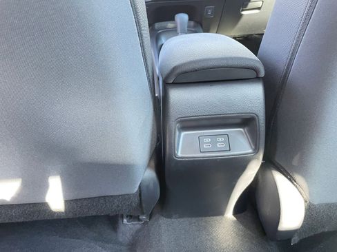 Used 2025 Toyota Corolla LE image 24