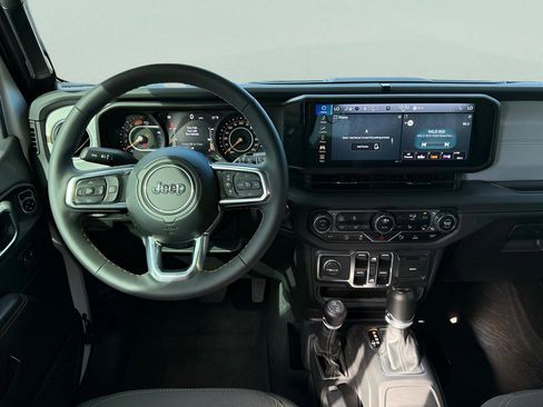 Used 2024 Jeep Wrangler Sahara w/ Safety Group image 10