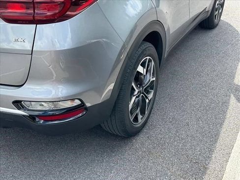 Used 2022 Kia Sportage EX w/ EX Technology Package AWD/4WD image 16