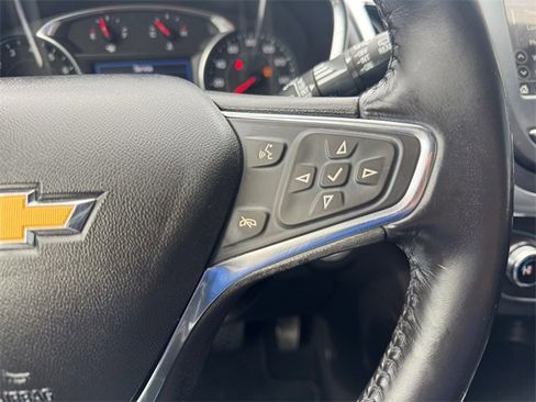 Used 2019 Chevrolet Equinox LT image 12