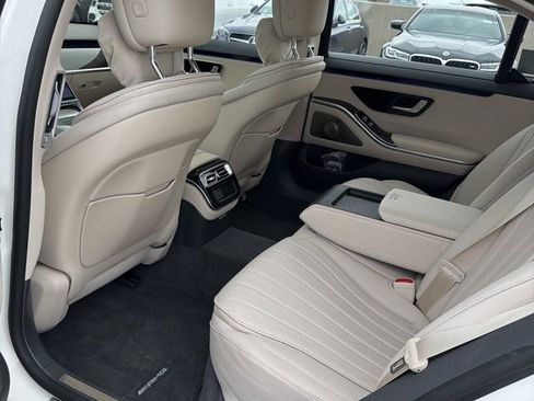 Used 2022 Mercedes-Benz S 500 4MATIC image 9