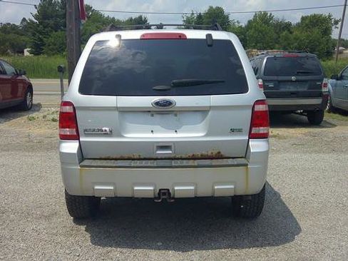 Used 2011 Ford Escape XLT w/ 202A Rapid Spec Order Code image 4