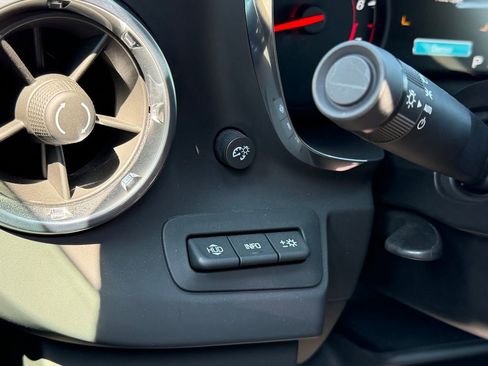 Used 2017 Chevrolet Camaro ZL1 image 23