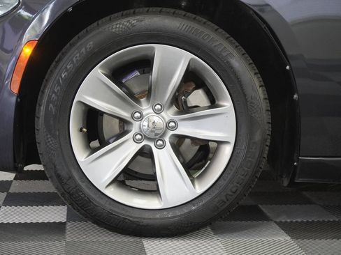 Used 2016 Dodge Charger SXT RWD image 23
