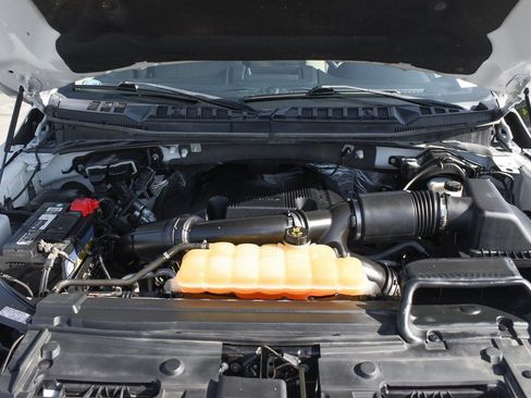 Used 2017 Ford F150 XLT w/ Equipment Group 301A Mid image 11