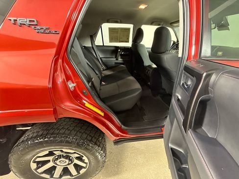 Used 2020 Toyota 4Runner TRD Off-Road AWD/4WD image 24