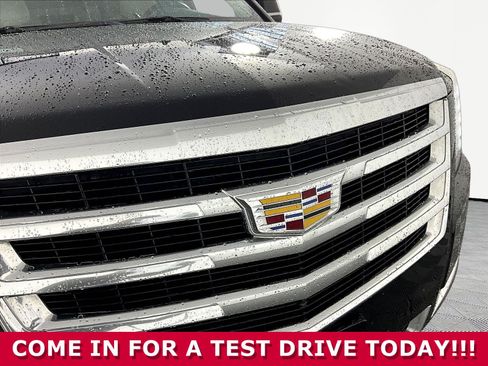 Used 2020 Cadillac Escalade Premium Luxury AWD/4WD image 30