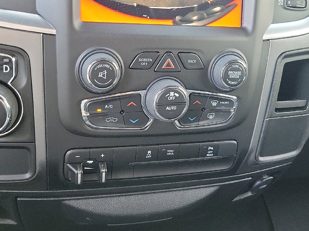 Used 2024 RAM 1500 Warlock w/ Electronics Group RWD image 17