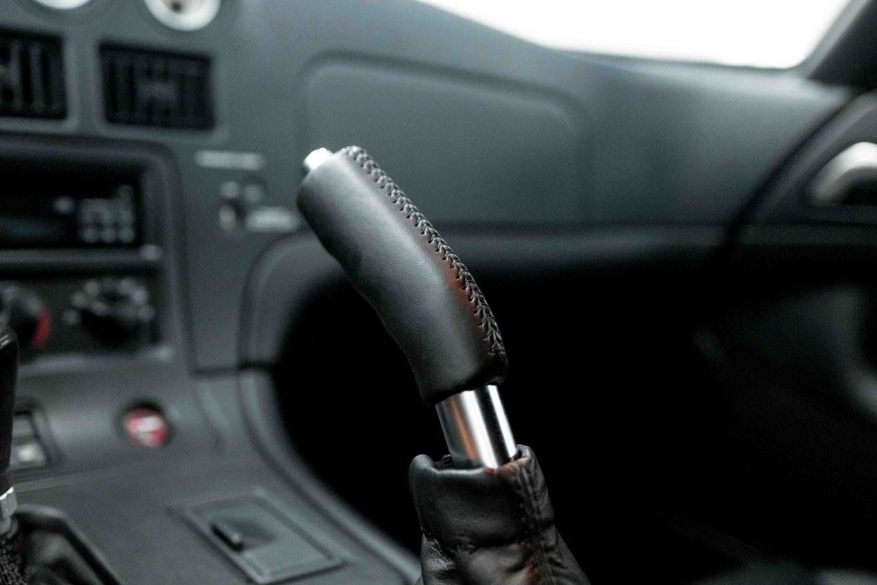 Used 2000 Dodge Viper GTS RWD image 48