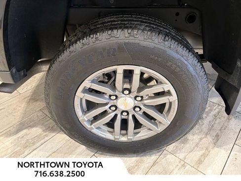 Used 2023 Chevrolet Colorado LT w/ LT Convenience Package II image 26