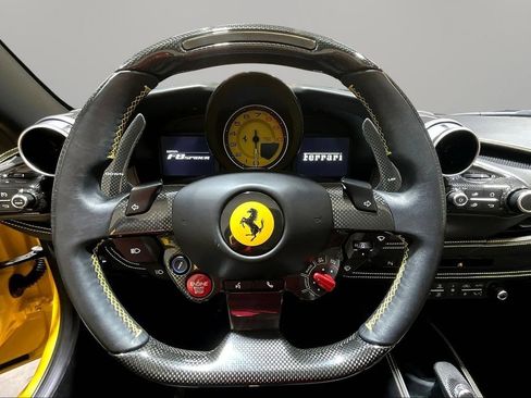 Used 2022 Ferrari F8 Tributo RWD image 9