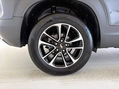 Used 2024 Chevrolet TrailBlazer LT w/ LT Cold Weather Package AWD/4WD image 23
