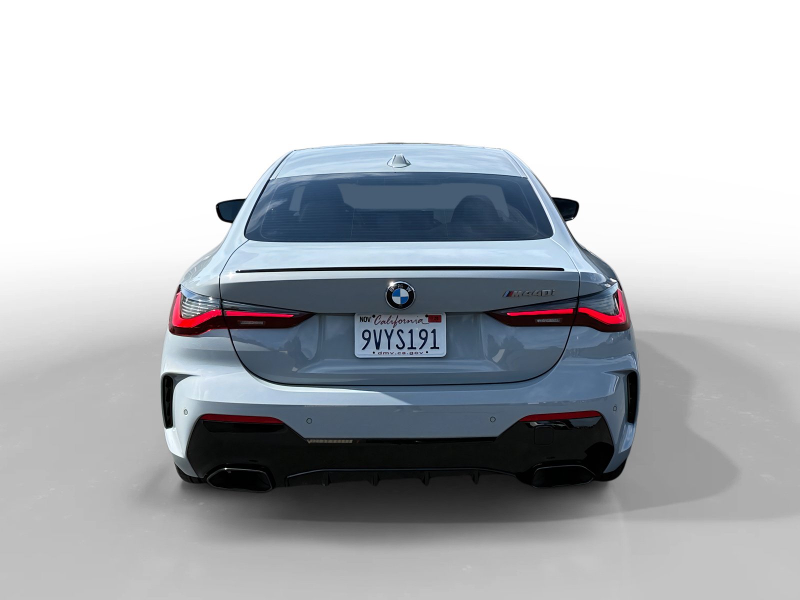 Used 2024 BMW M440i Coupe w/ Premium Package RWD image 4