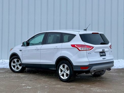 Used 2015 Ford Escape SE image 3