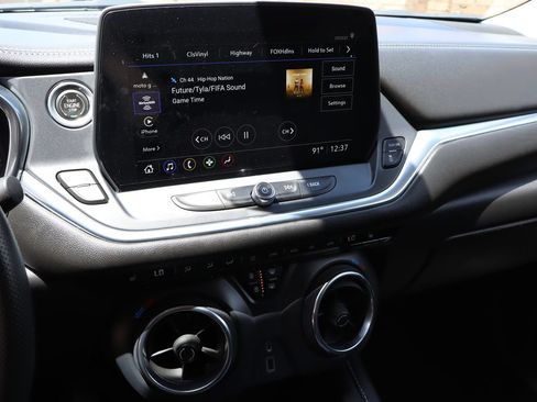 Used 2023 Chevrolet Blazer LT w/ Convenience Package FWD image 6