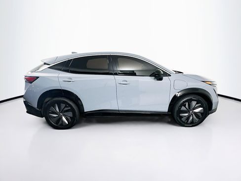 Used 2024 Nissan Ariya FWD image 10