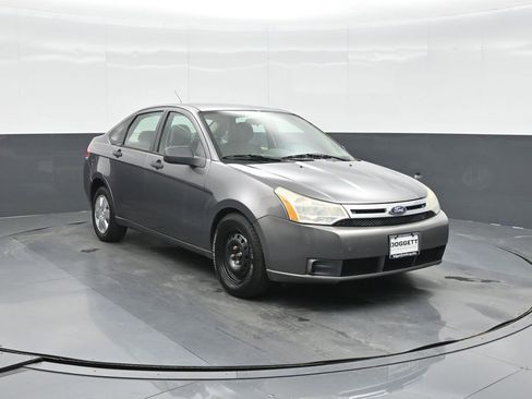 Used 2011 Ford Focus S image 12