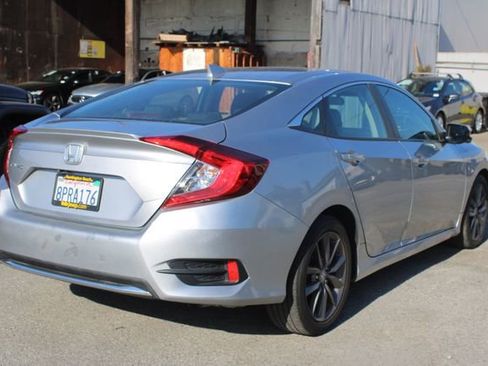 Used 2020 Honda Civic EX image 5