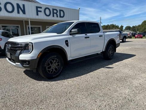 Used 2024 Ford Ranger XLT w/ FX4 Off-Road Package image 2