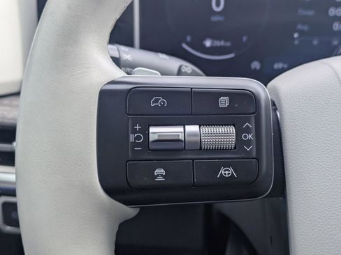 Used 2024 Hyundai Santa Fe Limited image 28