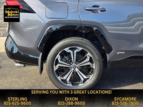 Used 2023 Toyota RAV4 XSE w/ Weather Package image 11