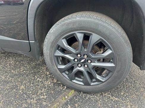 Used 2019 Chevrolet Traverse RS w/ LPO, Floor Liner Package AWD/4WD image 35