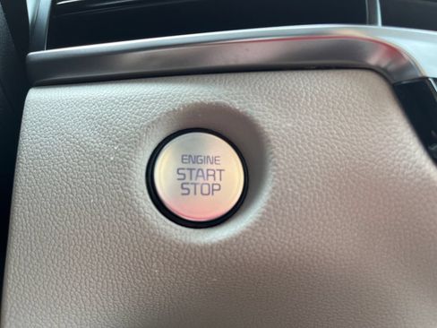 Used 2025 Kia Sorento S w/ Panoramic Sunroof Package FWD image 28