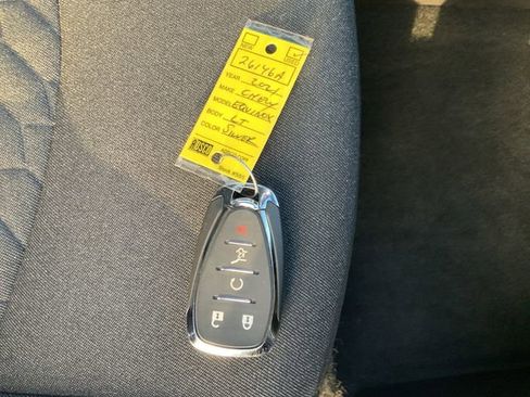 Used 2021 Chevrolet Equinox LT image 17