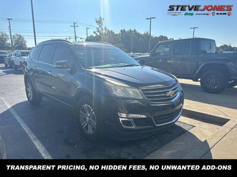 Used 2016 Chevrolet Traverse LT FWD image 1