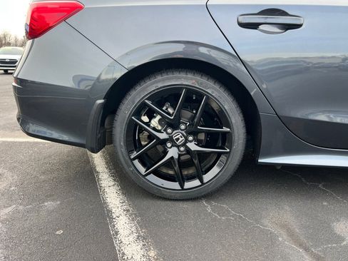 Used 2024 Honda Civic Sport image 23