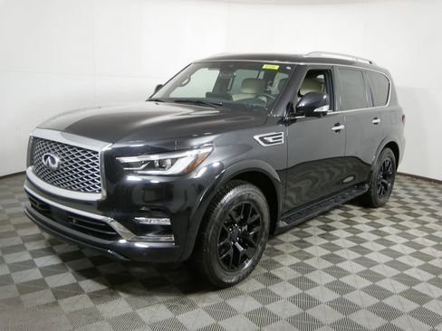 Used 2024 INFINITI QX80 Premium Select image 7