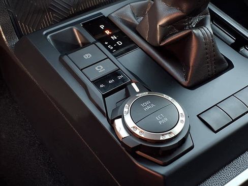 Used 2025 Toyota Tacoma SR5 image 16