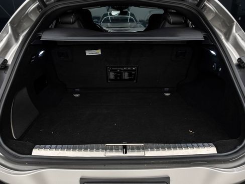 Used 2024 Ferrari Purosangue image 33