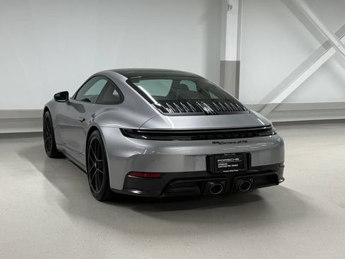 Certified 2026 Porsche 911 GTS image 3
