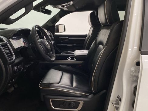 Used 2025 RAM 1500 Laramie image 14