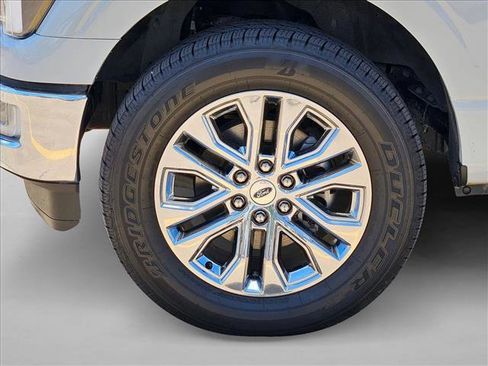 Certified 2024 Ford F150 Lariat w/ FX4 Off-Road Package AWD/4WD image 23