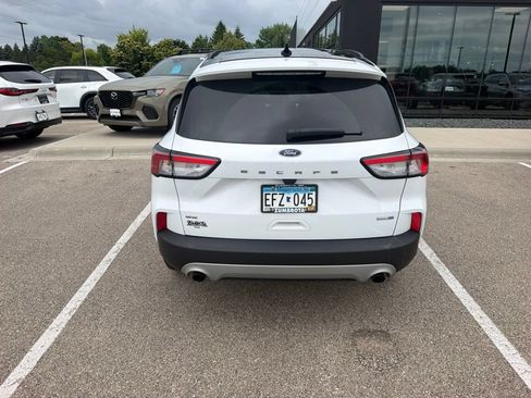 Used 2020 Ford Escape SE AWD/4WD image 2