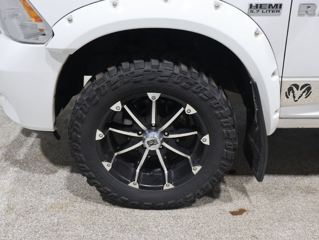 Used 2012 RAM 1500 Sport w/ Sport Premium Group AWD/4WD image 9