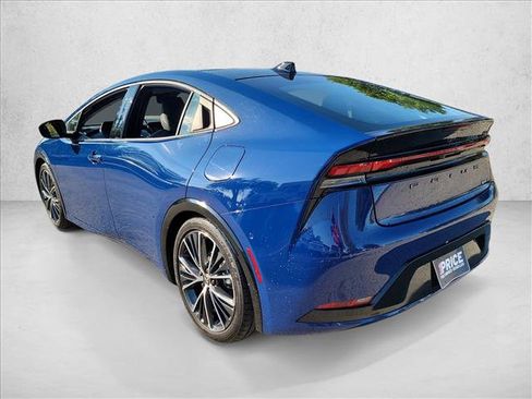 Used 2024 Toyota Prius Limited w/ Limited Premium Package image 7